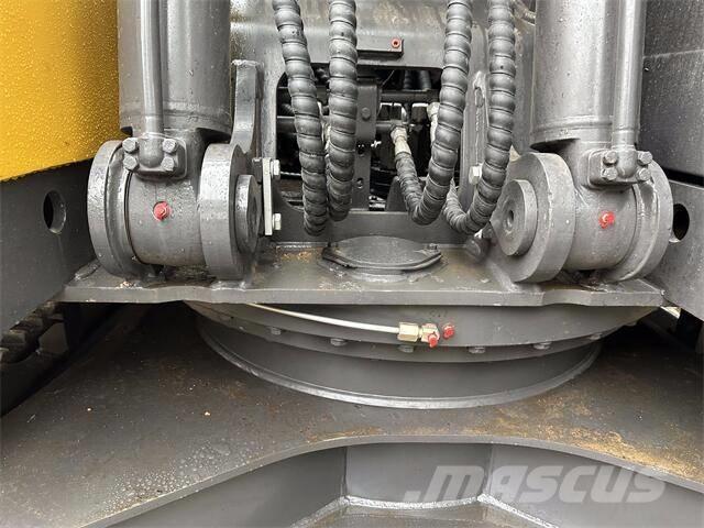 Volvo EC240 履帶式 挖土機/掘鑿機/挖掘機