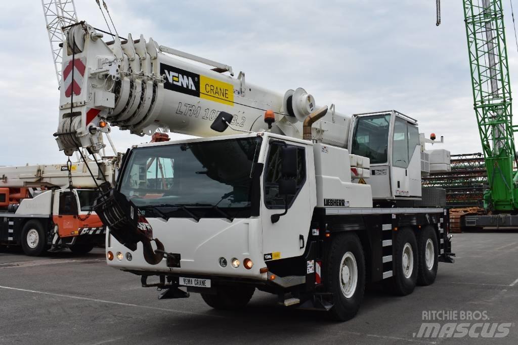 Liebherr LTM1055-3.2 全路面起重機/吊車