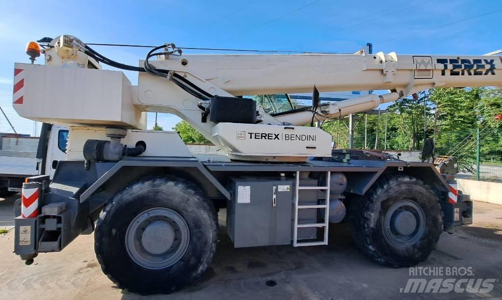 Terex RC45 越野起重機