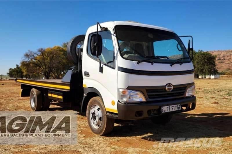 Hino 300 Roll Back 其他貨車