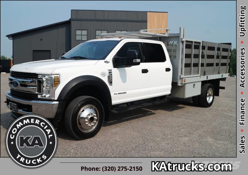 Ford F 550 XLT SD 平板式/側卸式卡車