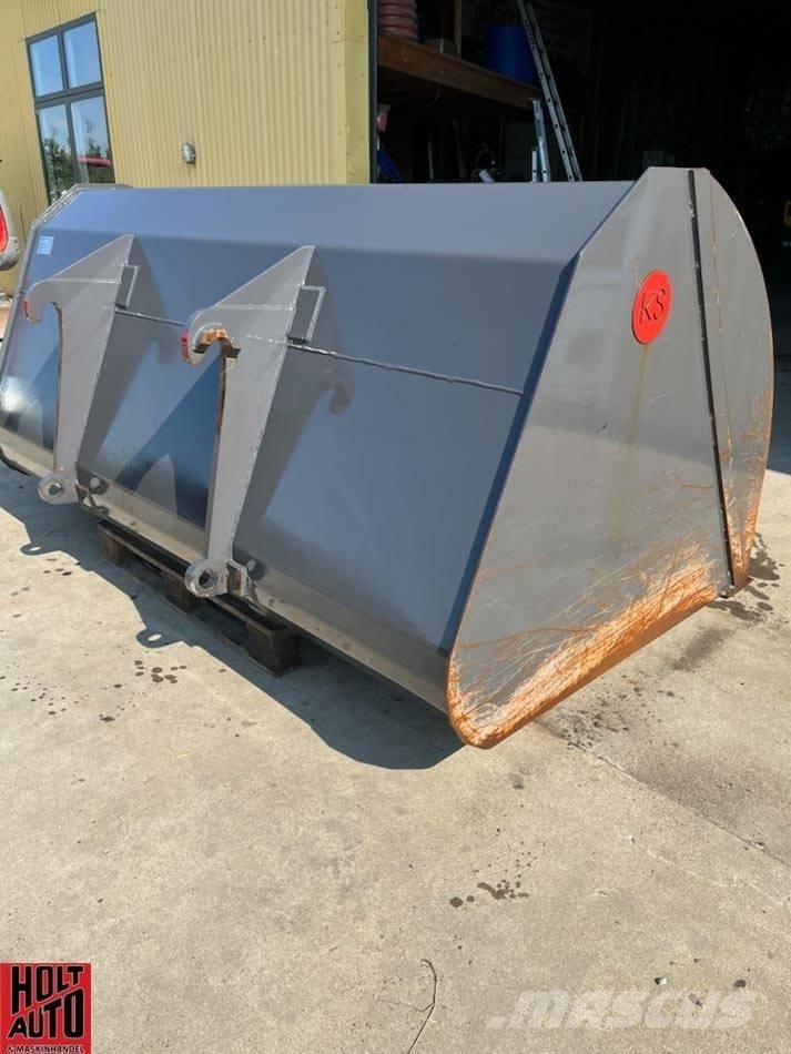 Kirk skovl 輪胎式裝載機