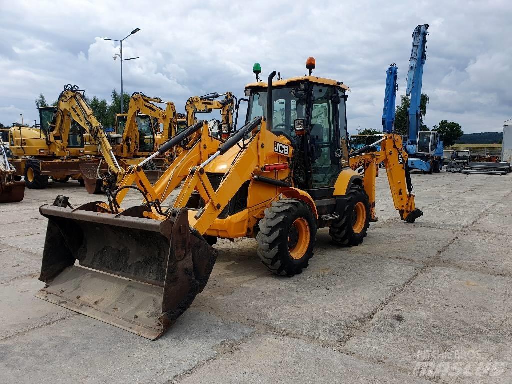 JCB 3 CX compact 反鏟裝載機