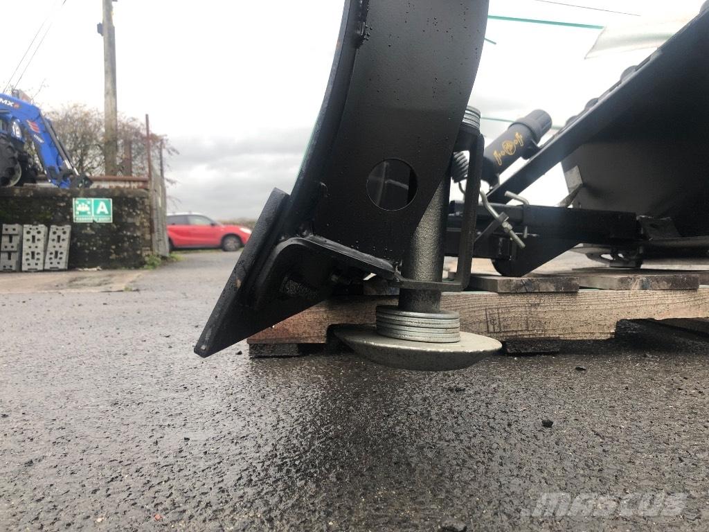 JCB Snow Plough 犁