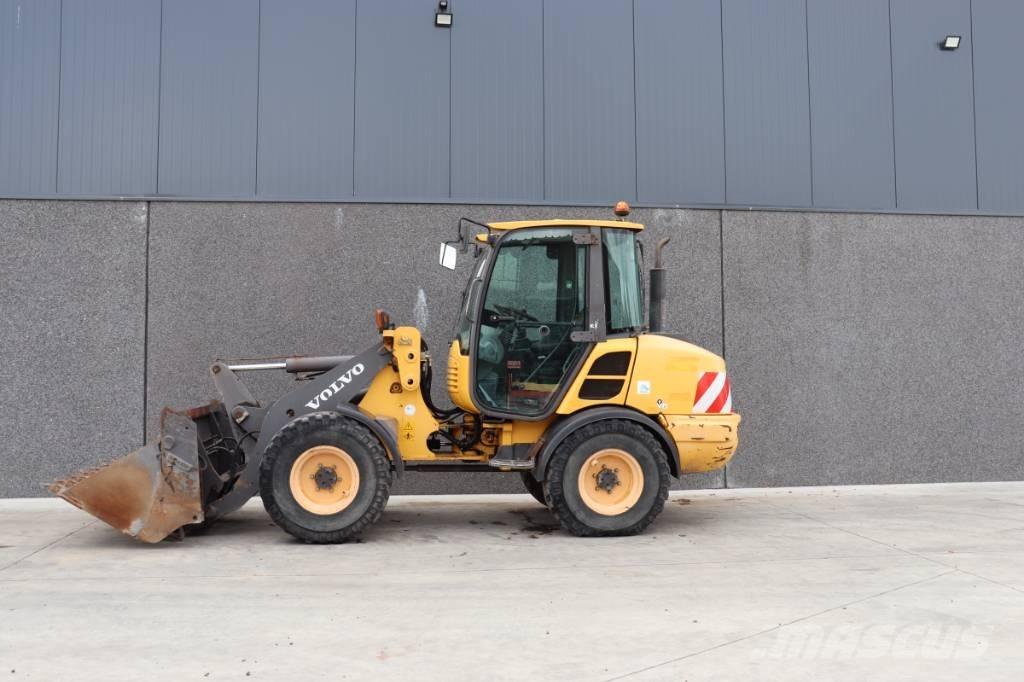 Volvo L25F-Z 輪胎式裝載機