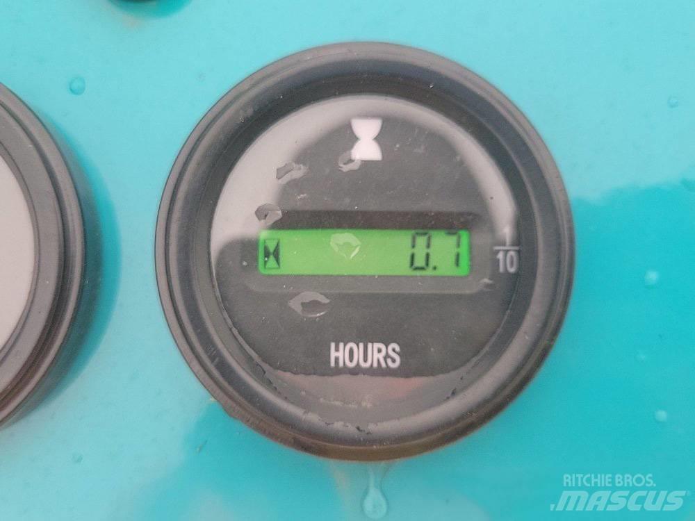 Machpro MPS330 滑移轉向裝載機