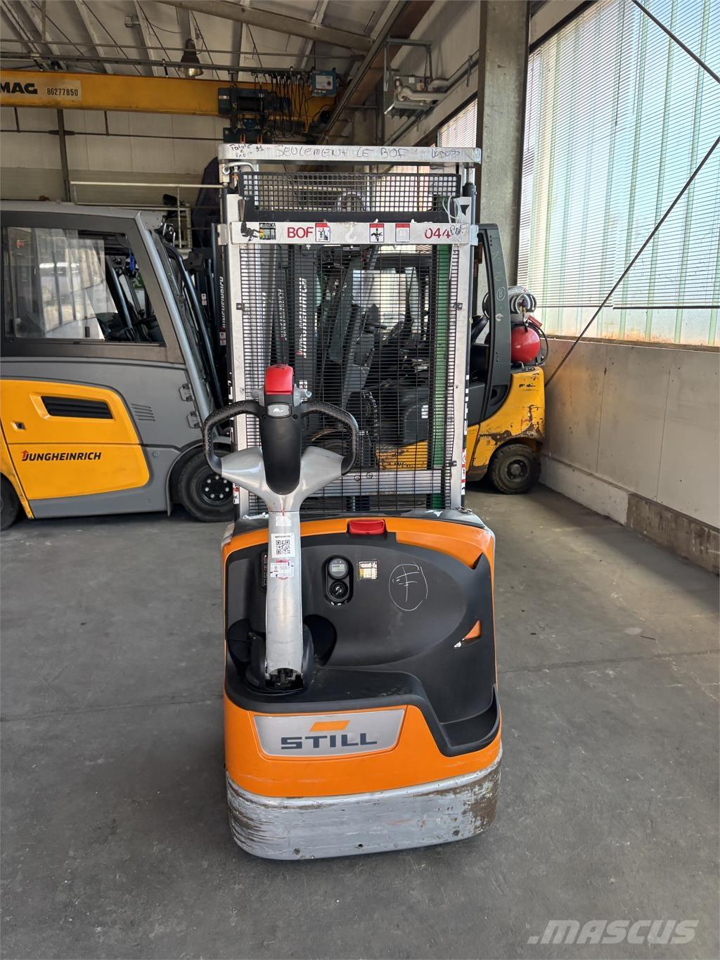 Still EXV 12i 自走式堆積機