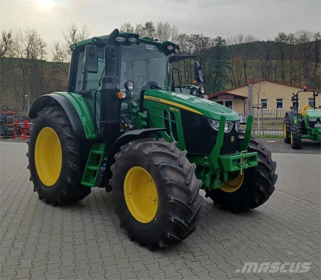 John Deere 6110M 曳引機