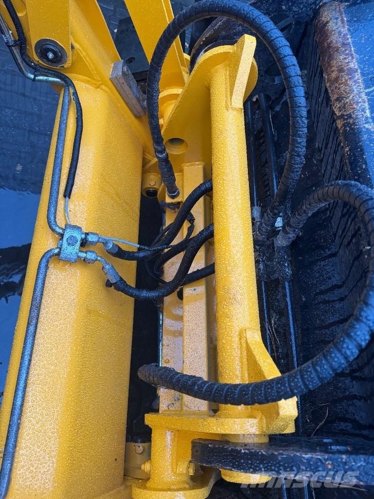 JCB 3CX compact 反鏟裝載機