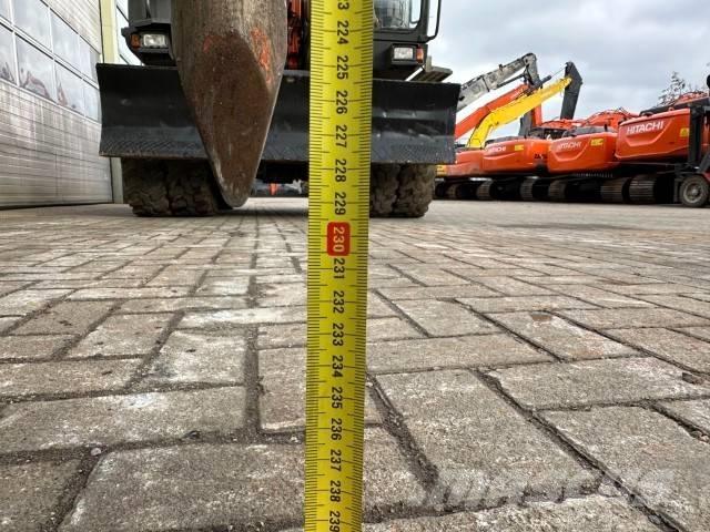 Tabe 1300 鐵鎚/碎石機