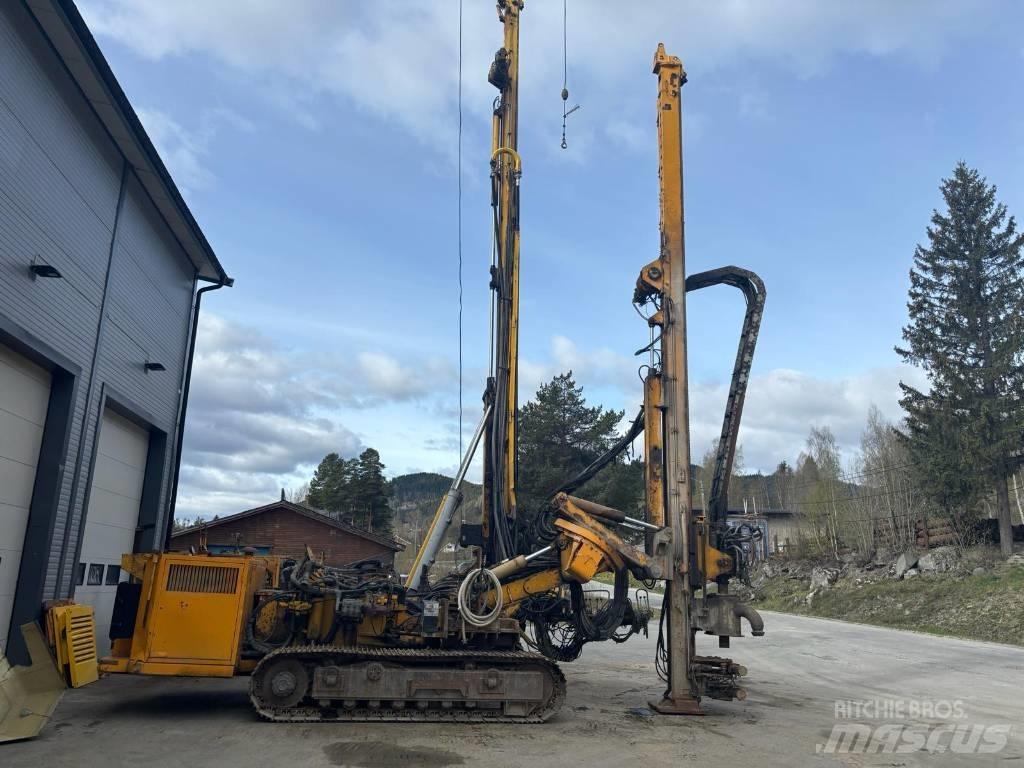 Klemm KR 807-4 打樁機