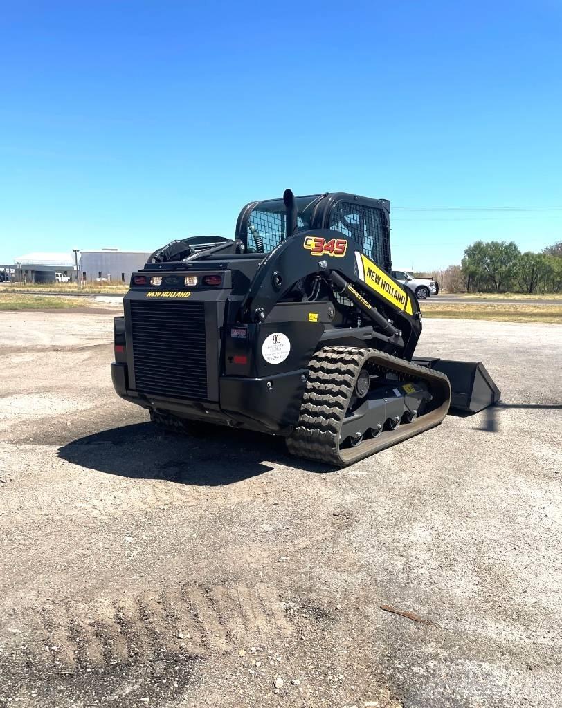 New Holland C345 滑移轉向裝載機