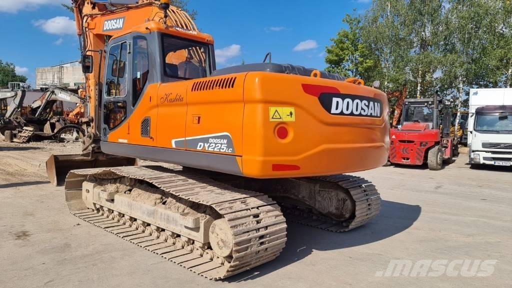 Doosan DX 225 履帶式 挖土機/掘鑿機/挖掘機