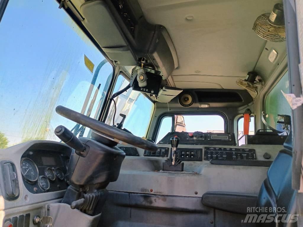 Peterbilt 520 垃圾車