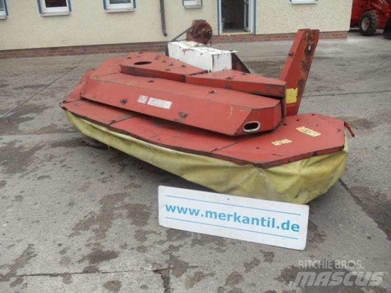  Mezög M 1020 裝載與牽引式割草機