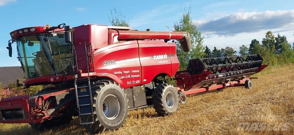 Case IH 9010 聯合收穫機