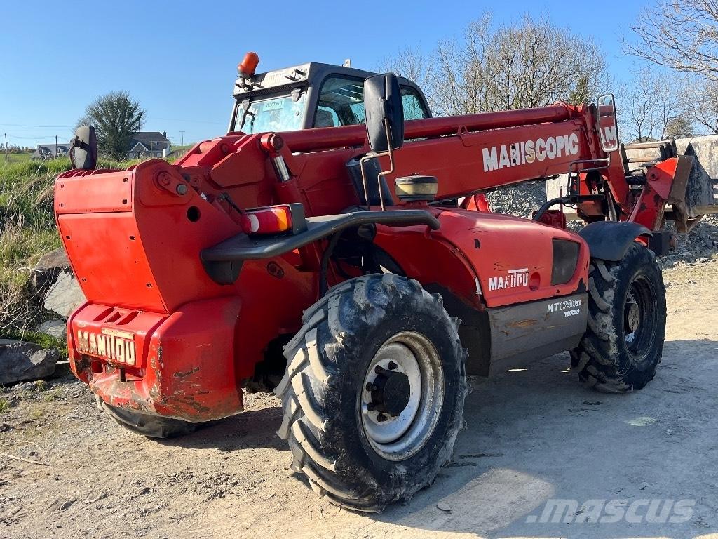 Manitou 1740 伸縮臂操作車