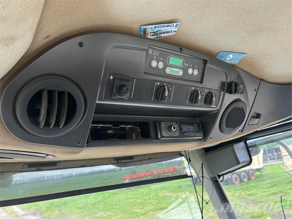 CLAAS Jaguar 960 自走式飼料採集機