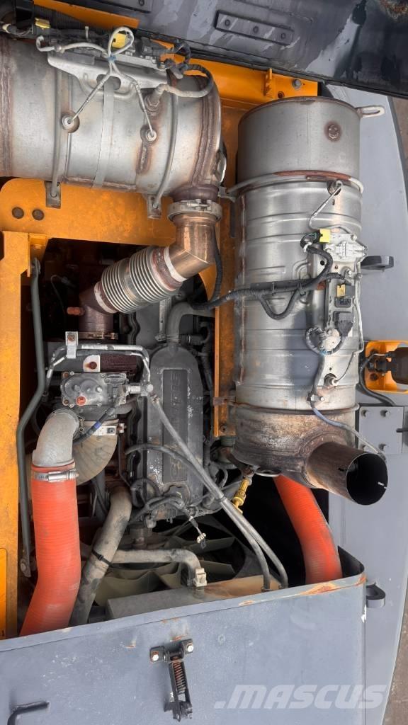 Hyundai HW 180 旋轉式挖土機/掘鑿機/挖掘機