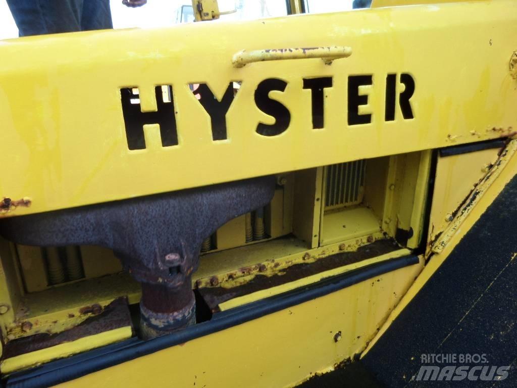 Hyster C 530 A H 膠輪滾壓機