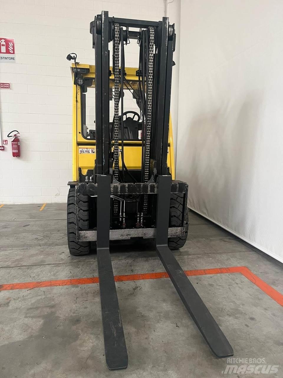 Hyster H5.5FT 柴油卡車