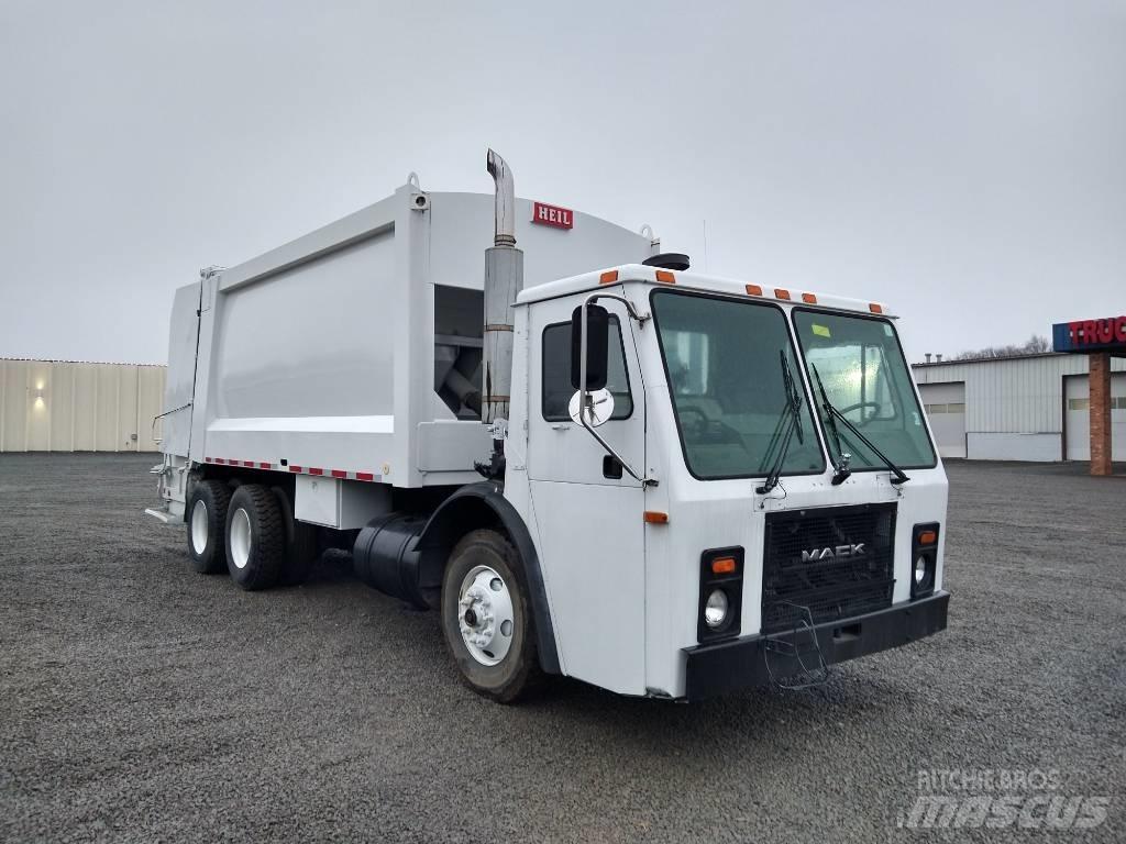 Mack LE613 垃圾車