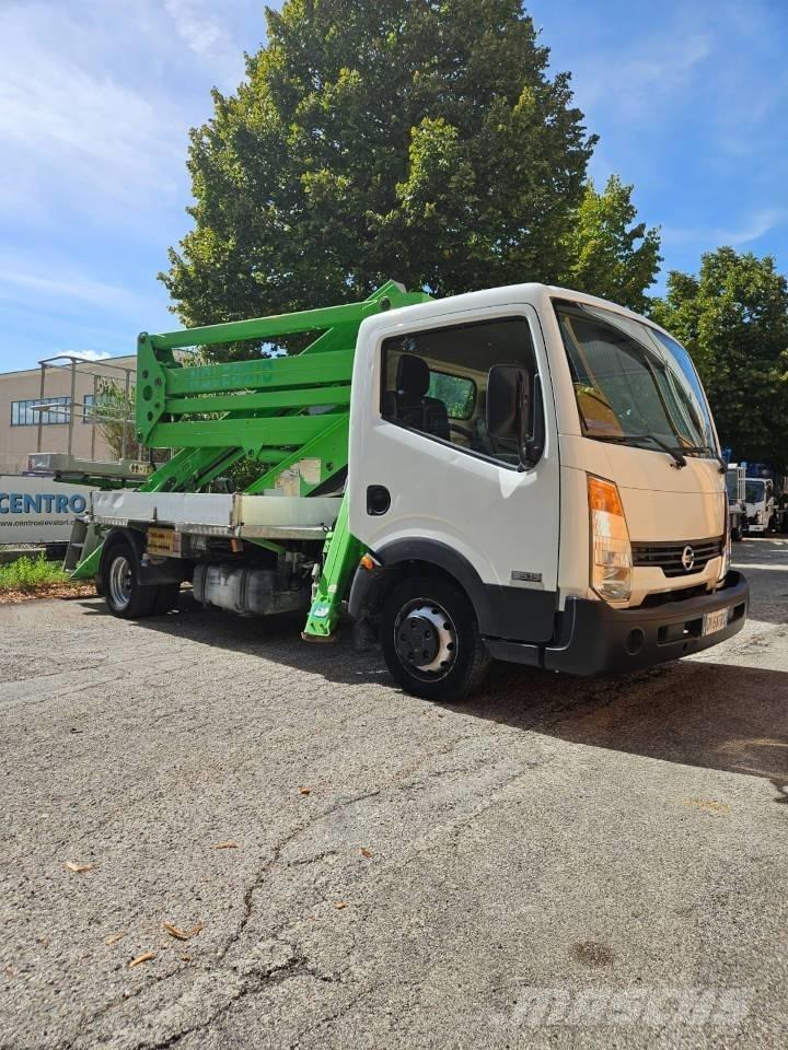 Isoli PNT 205 卡車裝載高空作業車