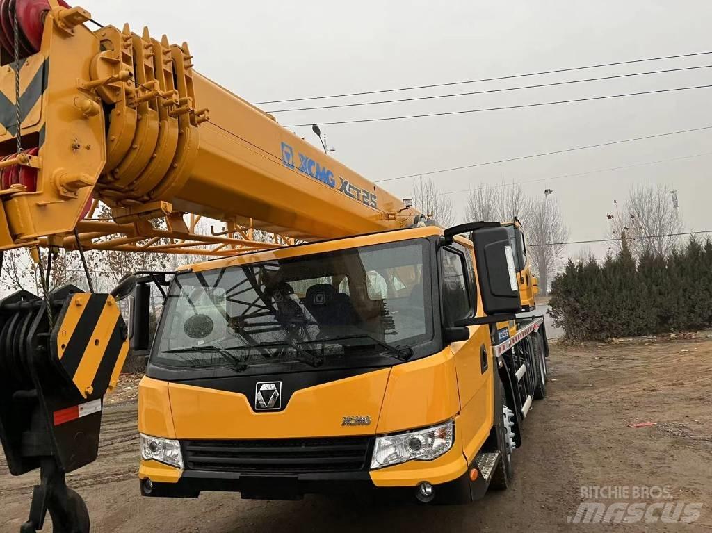 XCMG XCT 25 全路面起重機/吊車
