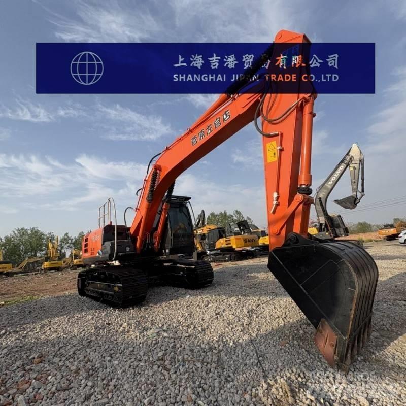 Hitachi ZX 200 履帶式 挖土機/掘鑿機/挖掘機