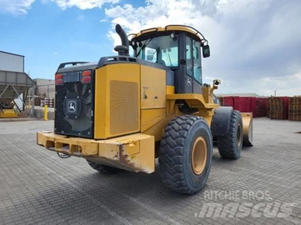 John Deere 624K 輪胎式裝載機
