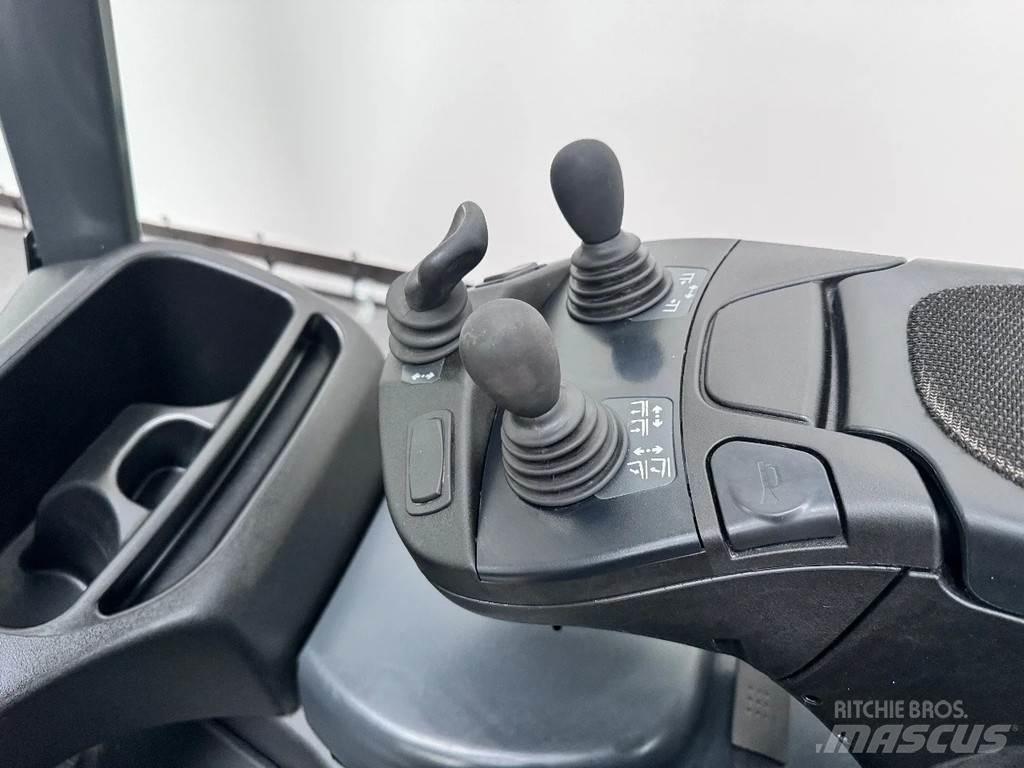 Linde 386 E 16-02 電動堆高機