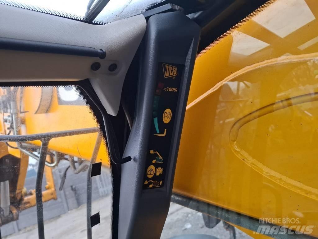 JCB 535-95 伸縮臂操作車