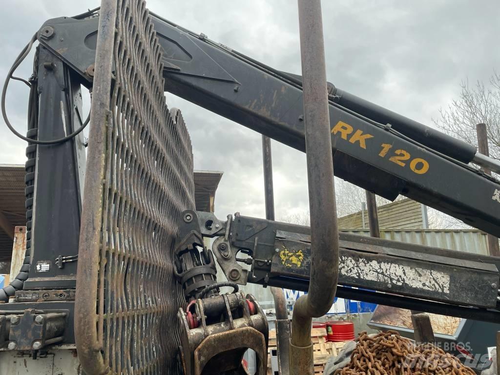 Rottne F14 集運機