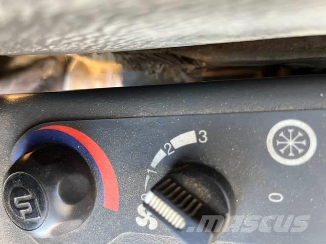 Komatsu PC 75 中型挖土機/掘鑿機/挖掘機 7t-12t