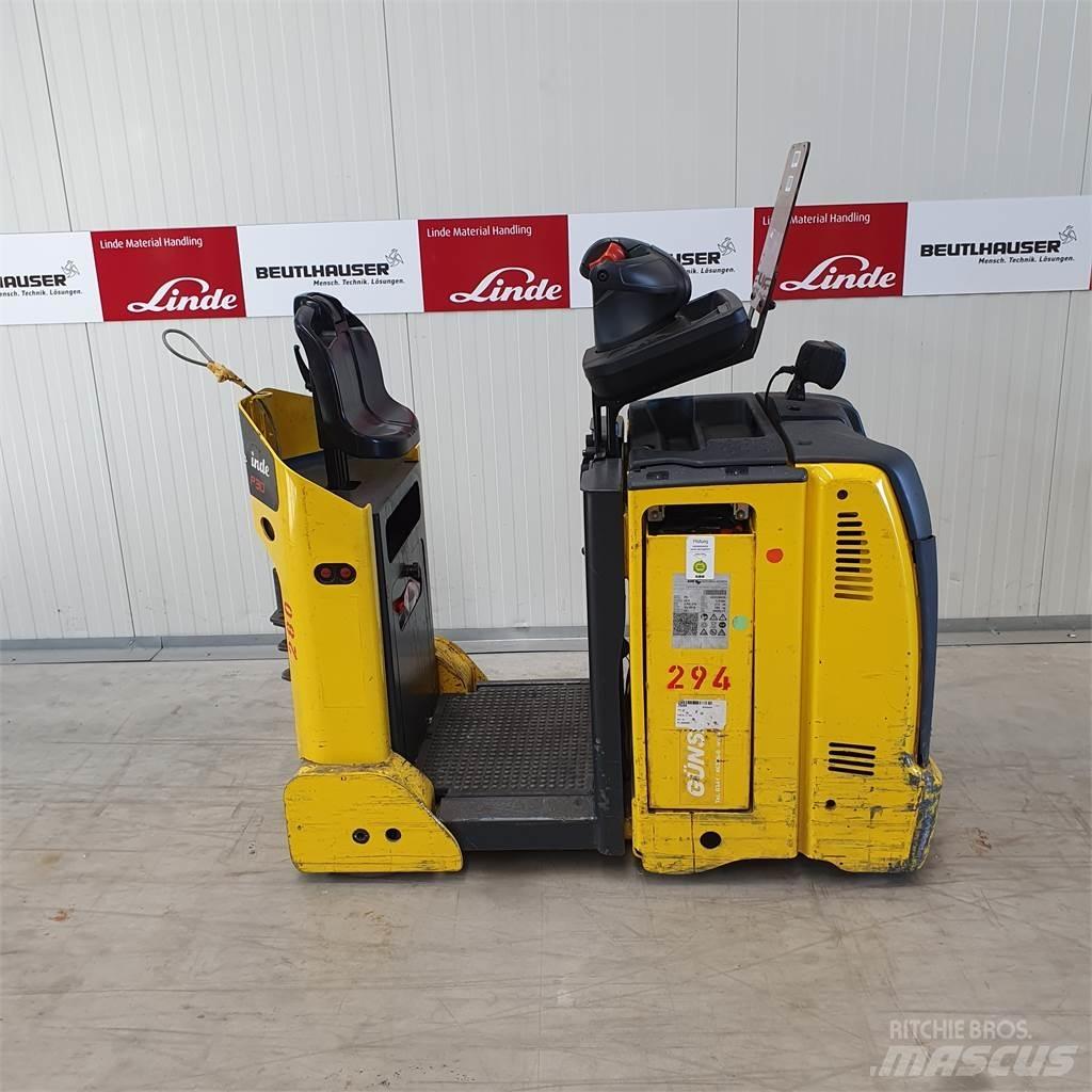 Linde P30C 牽引車
