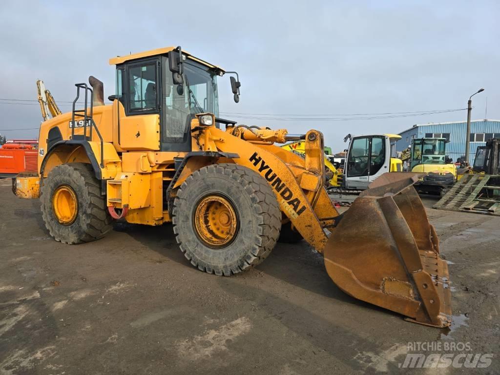 Hyundai HL 960 輪胎式裝載機
