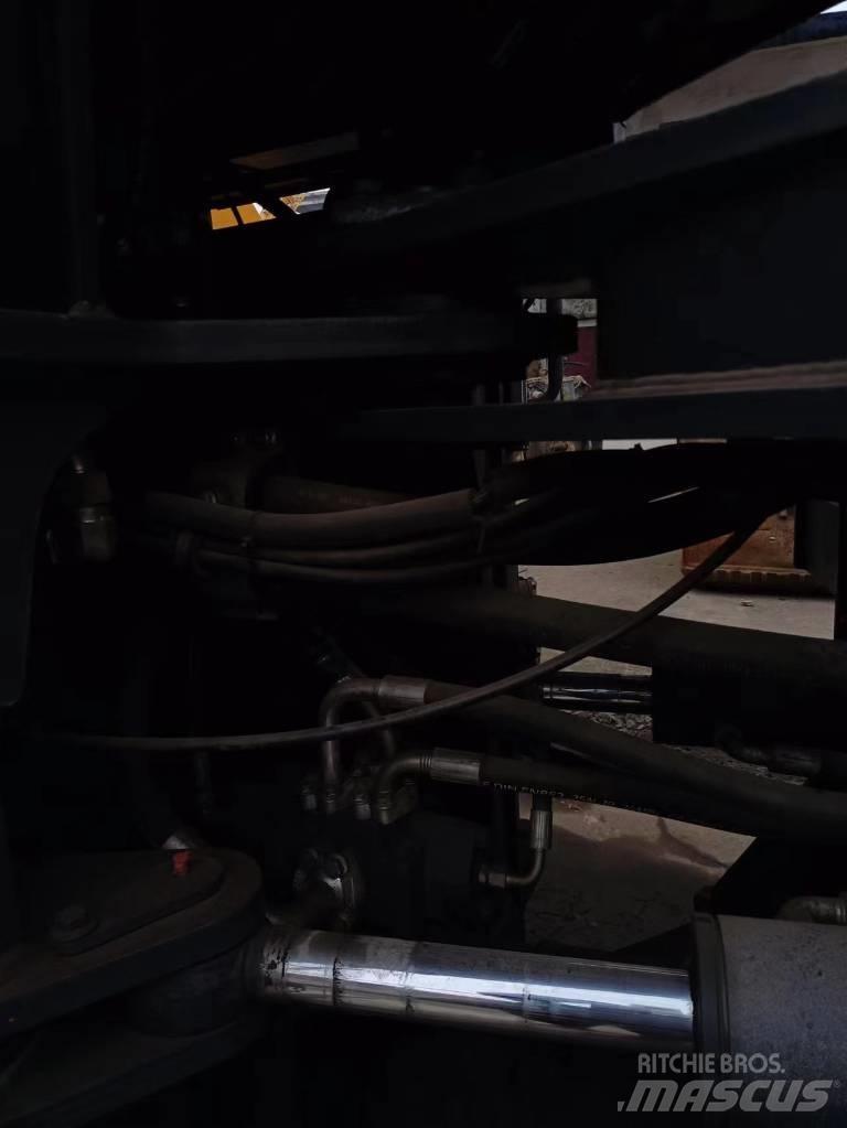 Lonking 856 輪胎式裝載機