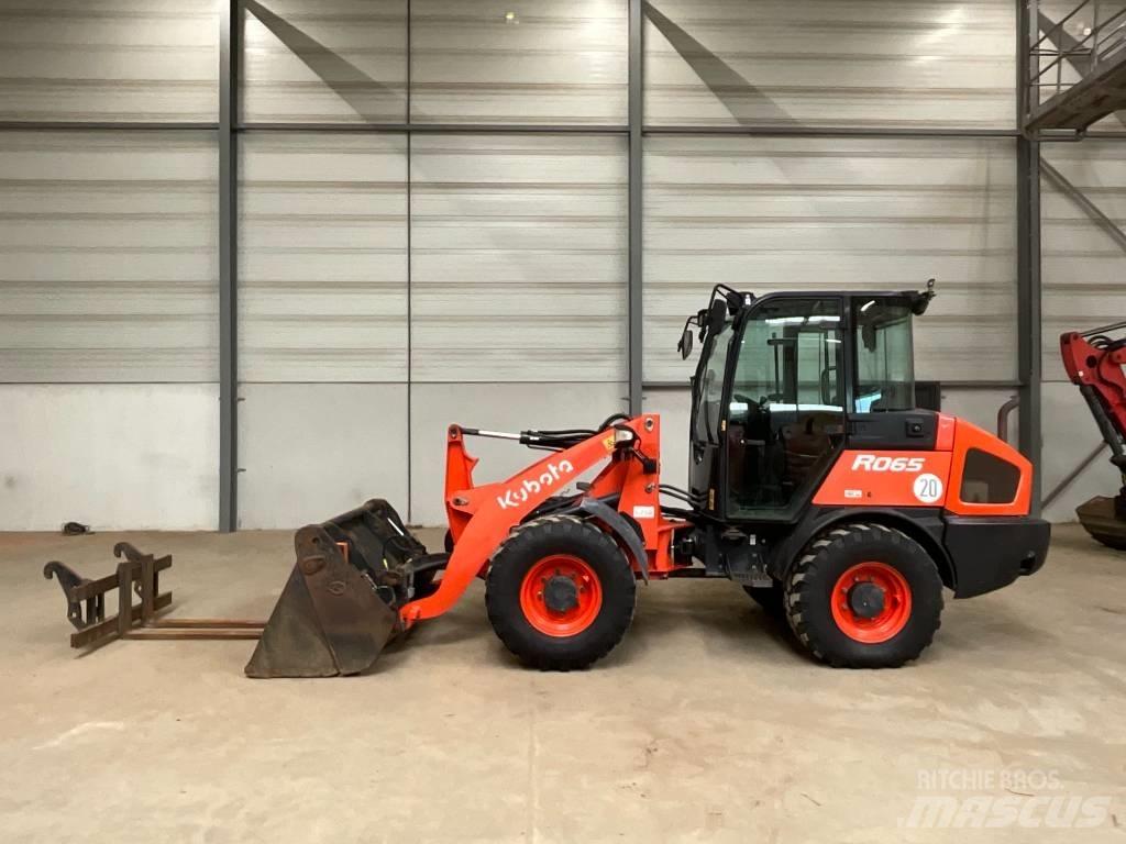 Kubota R 065 輪胎式裝載機