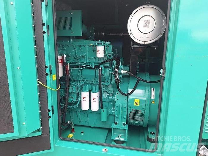 Cummins C900D5 柴油發電機