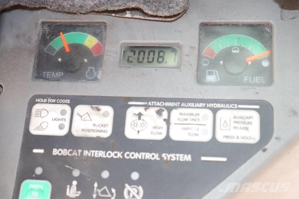 Bobcat S 130 小型裝載機