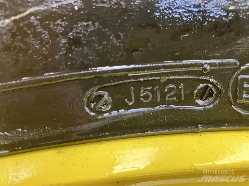 BKT 520/85R38 輪胎、車輪和輪圈