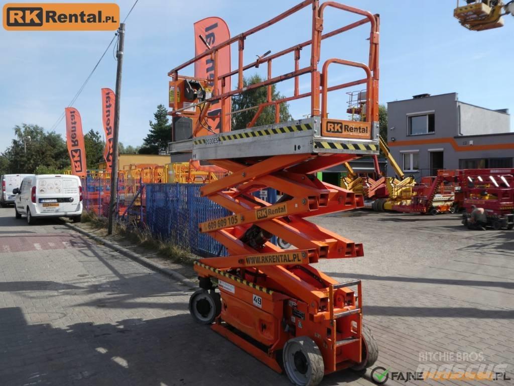 JLG 2030 ES 剪式升降機