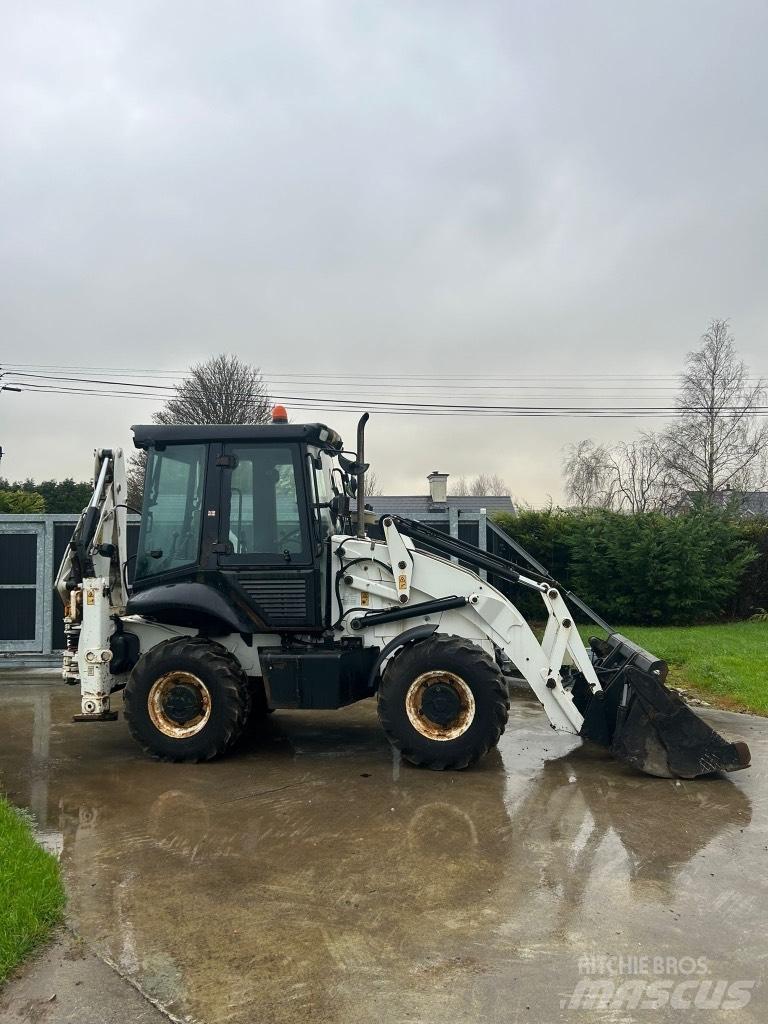 JCB 2CX 反鏟裝載機