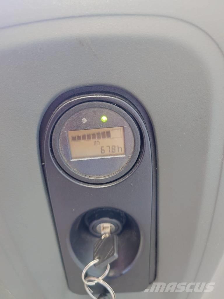 Linde L 12 行走控制式堆積機