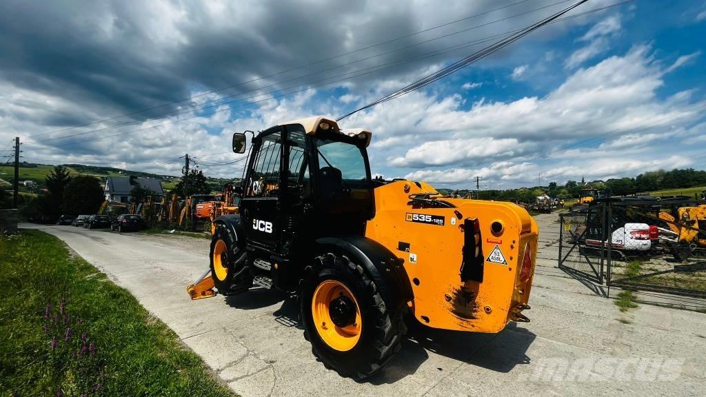 JCB 535-125 伸縮臂操作車
