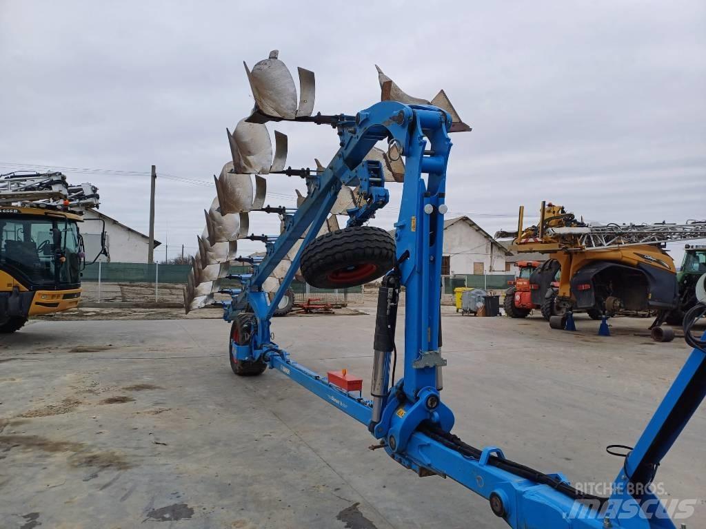 Lemken Diamant 雙向犁