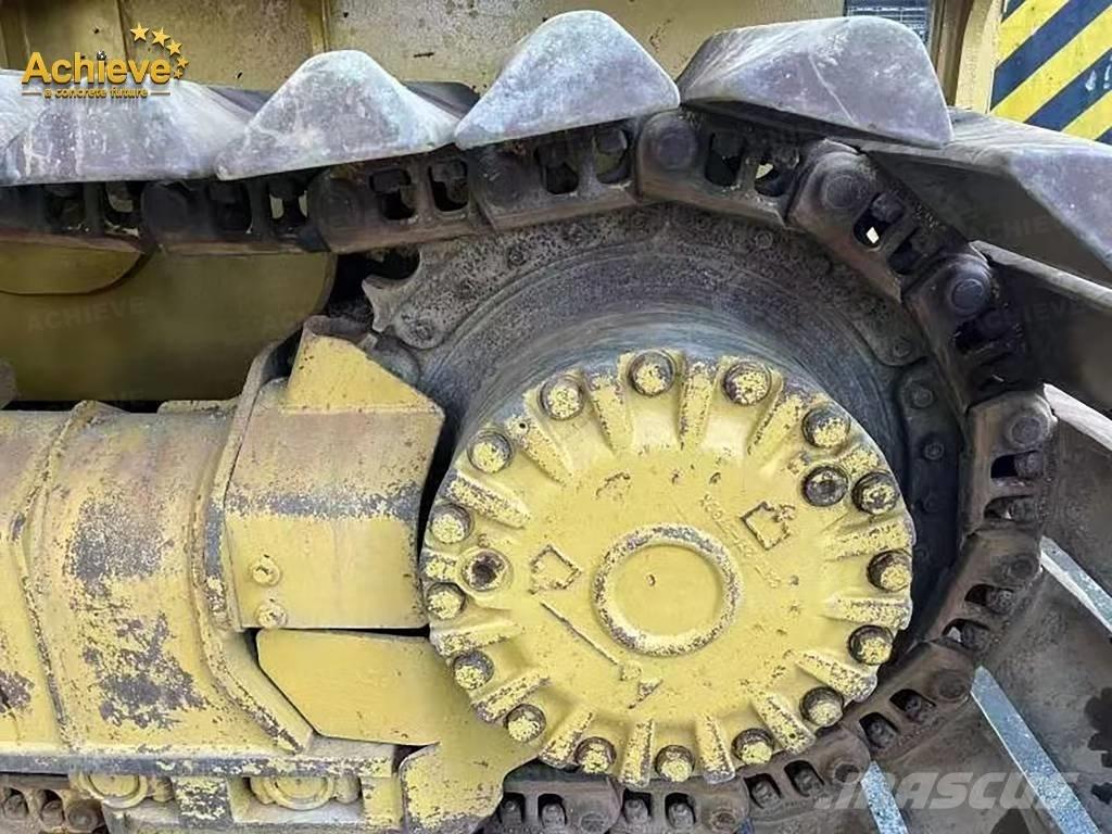 CAT D 3 履帶推土機