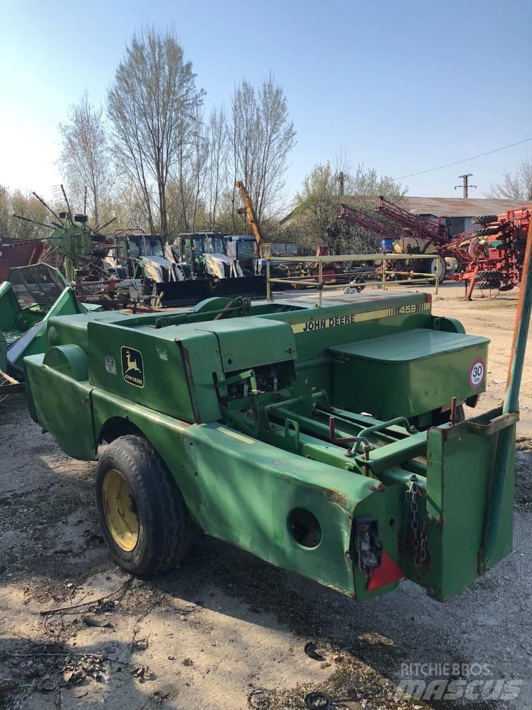 John Deere 459 方形打捆機