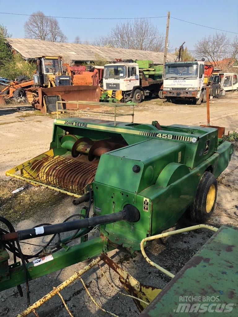John Deere 459 方形打捆機