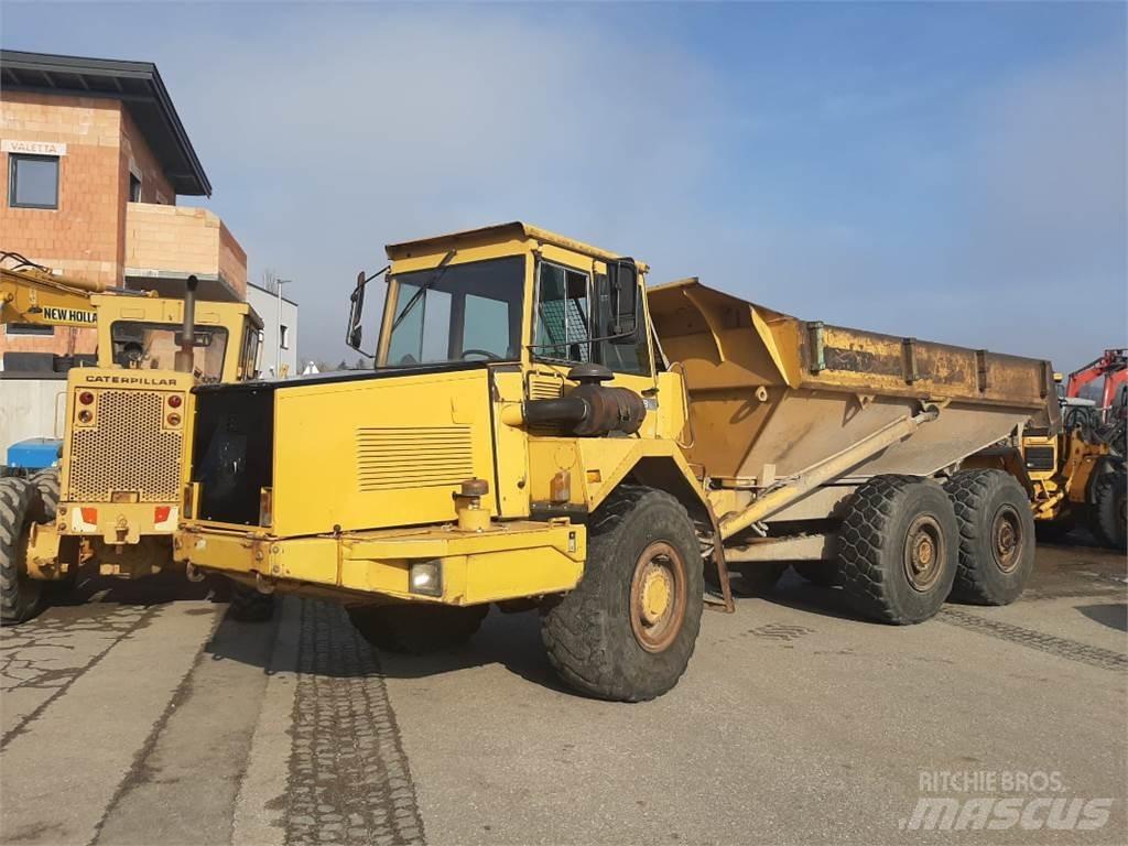 Volvo A25B 6x6 鉸接式起吊車